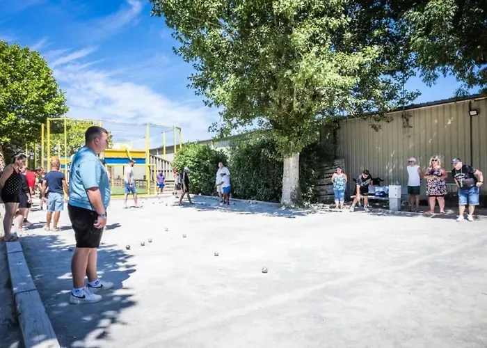 Zecamping 4 A 3Km De La Plage Club Enfant Piscine Couverte Animations Camping Olonne-sur-Mer