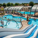 Zecamping 4 A 3km De La Club Enfant Piscine Couverte Animations