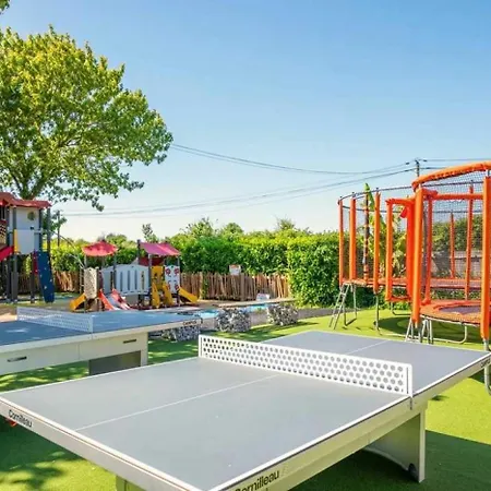 4 Etoiles - Parc Aquatique - Eeiaia