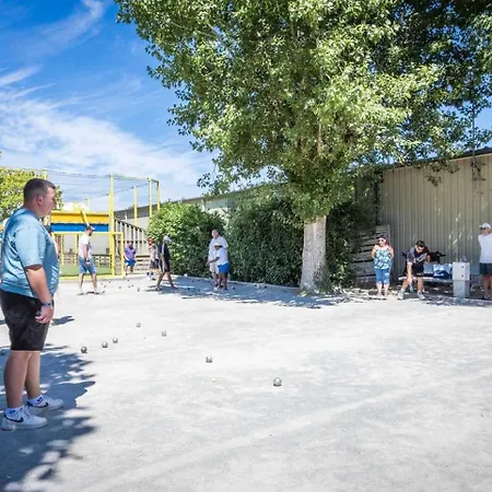 אתר קמפינג 4 Etoiles - Parc Aquatique - Eeiaia