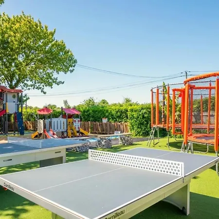 캠프장 Zecamping 4 Etoiles A 3km De La Club Enfant Piscine Couverte Animations 4*
