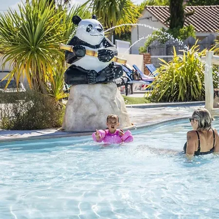 4 Etoiles - Parc Aquatique - Eeiaia Kemp